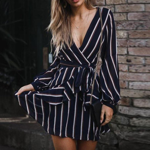 Summer Women Lace Dress Sexy Backless V-neck Beach Dresses 2019 Fashion Sleeveless Spaghetti Strap White Casual Mini Sundress